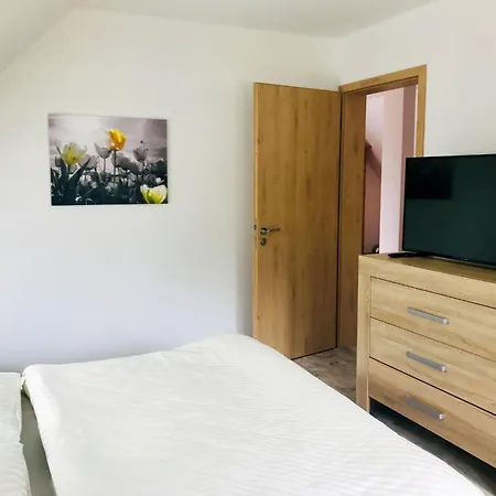 Urlaub Am Plaetlinsee Haus Leonore * 부스트로우