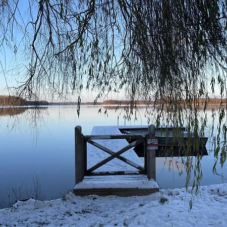 펜션 Urlaub Am Plaetlinsee Haus Leonore 부스트로우